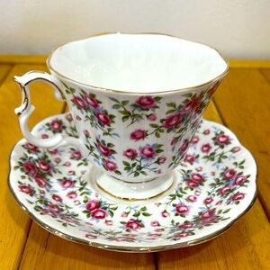 Royal Albert Bone China England Nell Gwynne Series “Chelsea” Teacup and Saucer